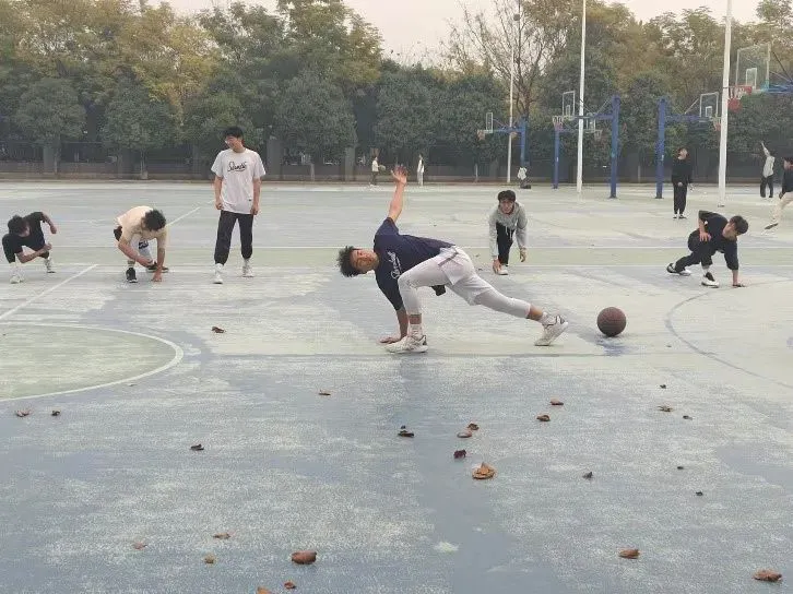 为什么模拟训练是篮球发展的重要环节_0